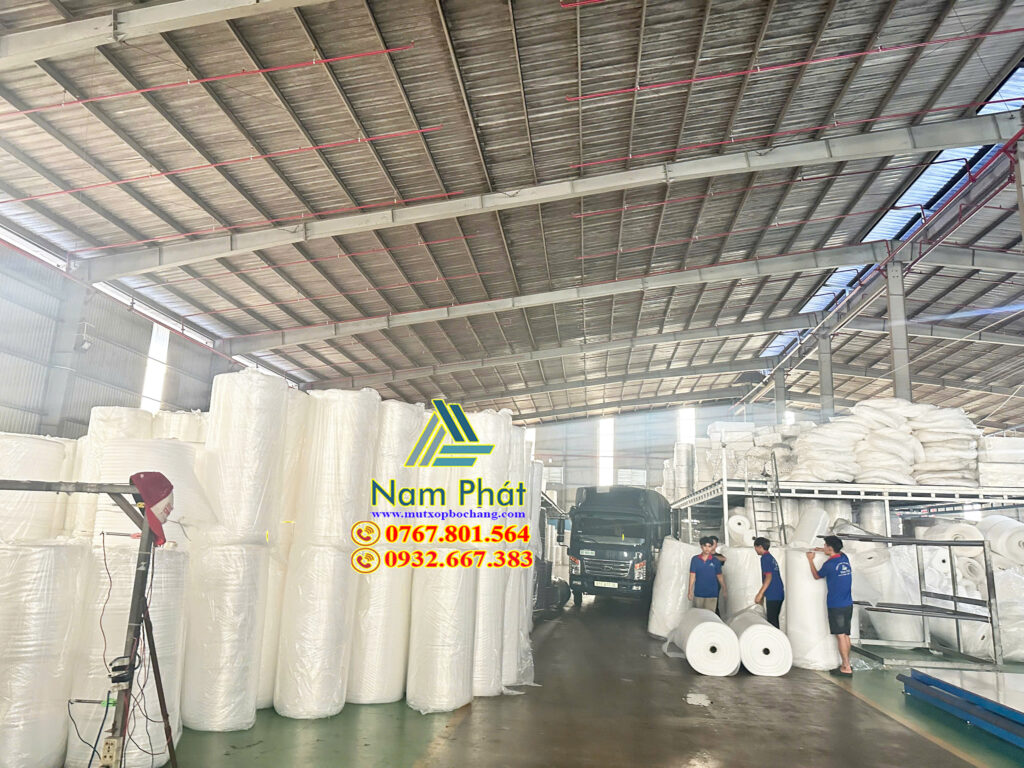 kho mút xốp đi tỉnh Nam Phát